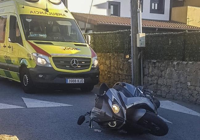 El accidente se produjo en la calle Camus, en Cueto.
